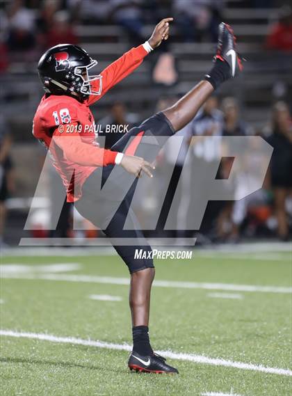 Thumbnail 1 in Bowie vs Del Valle photogallery.