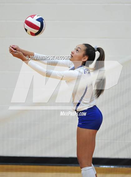 Thumbnail 3 in College Station vs. Cypress Creek (KISD/CFISD Varsity Tournament) photogallery.