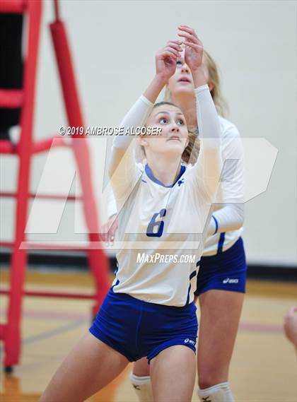 Thumbnail 3 in College Station vs. Cypress Creek (KISD/CFISD Varsity Tournament) photogallery.
