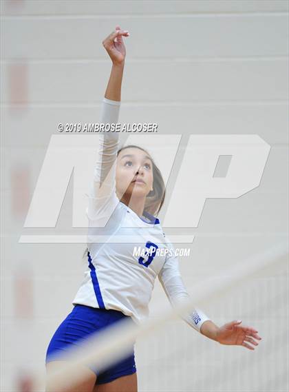 Thumbnail 2 in College Station vs. Cypress Creek (KISD/CFISD Varsity Tournament) photogallery.