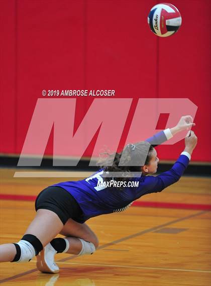 Thumbnail 2 in College Station vs. Cypress Creek (KISD/CFISD Varsity Tournament) photogallery.