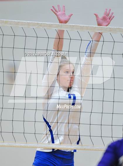 Thumbnail 2 in College Station vs. Cypress Creek (KISD/CFISD Varsity Tournament) photogallery.