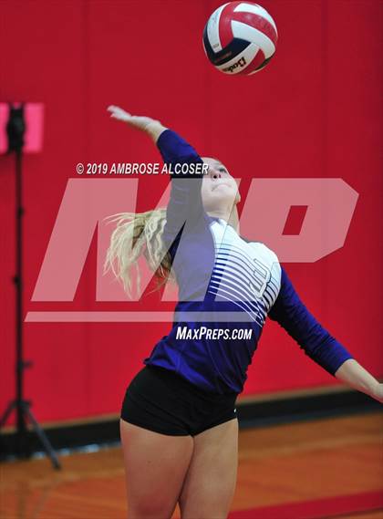 Thumbnail 3 in College Station vs. Cypress Creek (KISD/CFISD Varsity Tournament) photogallery.
