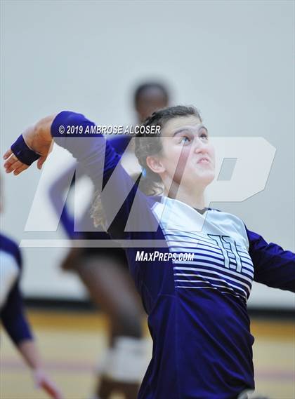 Thumbnail 2 in College Station vs. Cypress Creek (KISD/CFISD Varsity Tournament) photogallery.