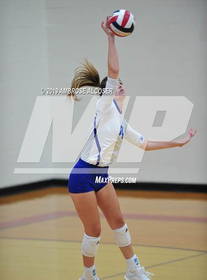 Thumbnail 3 in College Station vs. Cypress Creek (KISD/CFISD Varsity Tournament) photogallery.
