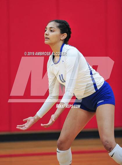 Thumbnail 3 in College Station vs. Cypress Creek (KISD/CFISD Varsity Tournament) photogallery.
