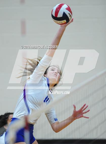 Thumbnail 2 in College Station vs. Cypress Creek (KISD/CFISD Varsity Tournament) photogallery.
