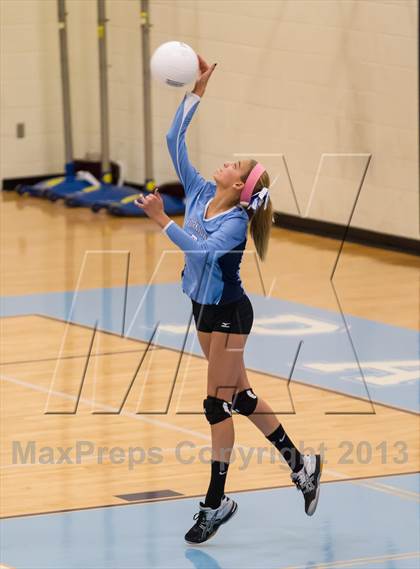 Thumbnail 2 in South Lakes @ Yorktown photogallery.