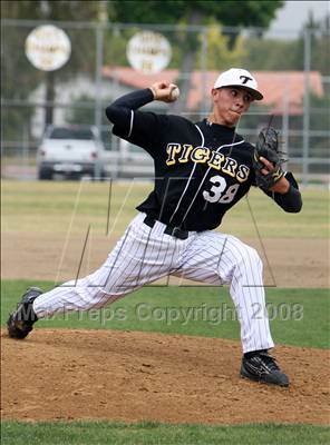 Thumbnail 3 in San Fernando @ Kennedy photogallery.