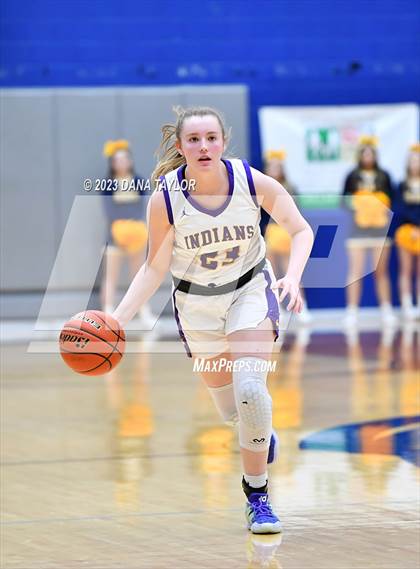 Thumbnail 3 in Sanger vs. Stephenville (UIL 4A Region 1 Area) photogallery.