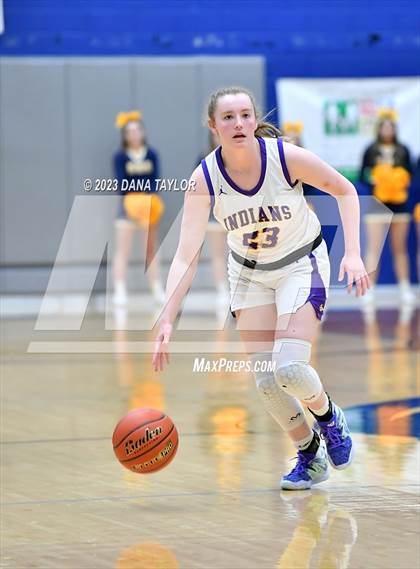 Thumbnail 1 in Sanger vs. Stephenville (UIL 4A Region 1 Area) photogallery.