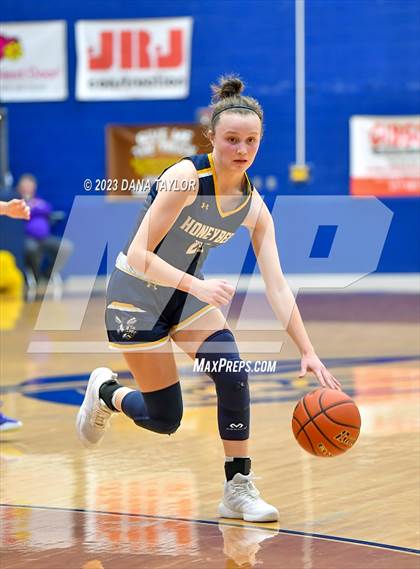 Thumbnail 3 in Sanger vs. Stephenville (UIL 4A Region 1 Area) photogallery.