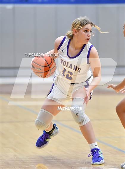 Thumbnail 2 in Sanger vs. Stephenville (UIL 4A Region 1 Area) photogallery.