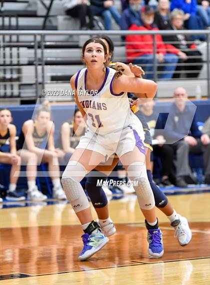 Thumbnail 3 in Sanger vs. Stephenville (UIL 4A Region 1 Area) photogallery.