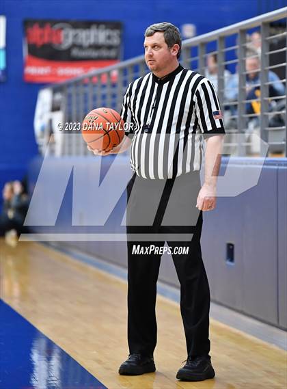 Thumbnail 2 in Sanger vs. Stephenville (UIL 4A Region 1 Area) photogallery.