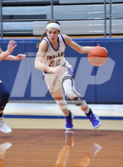 Thumbnail 3 in Sanger vs. Stephenville (UIL 4A Region 1 Area) photogallery.
