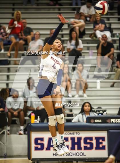 Thumbnail 1 in Emerson @ Sachse photogallery.