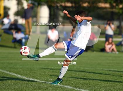 Thumbnail 3 in Lake Zurich @ Stevenson photogallery.
