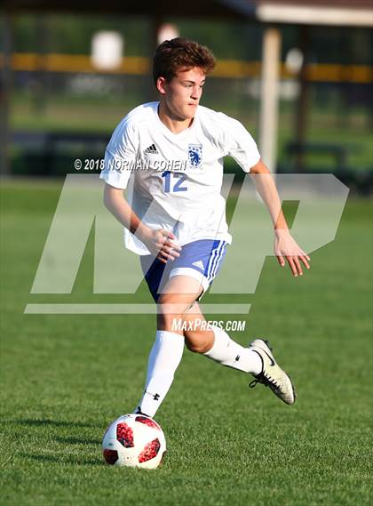 Thumbnail 2 in Lake Zurich @ Stevenson photogallery.