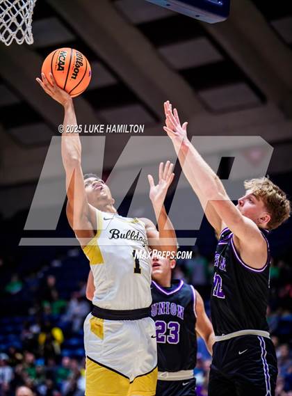 Thumbnail 2 in Union County vs Butler (2A GSHA Championship) photogallery.