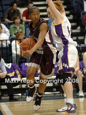 Thumbnail 2 in Santana vs. Kearny (SDS D3 Final) photogallery.