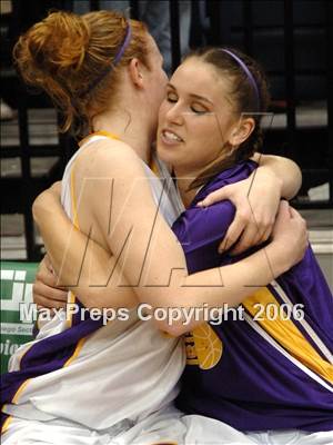 Thumbnail 3 in Santana vs. Kearny (SDS D3 Final) photogallery.