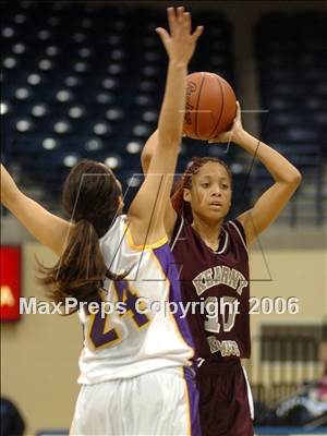 Thumbnail 3 in Santana vs. Kearny (SDS D3 Final) photogallery.