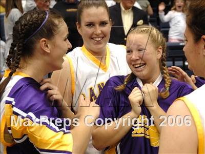 Thumbnail 1 in Santana vs. Kearny (SDS D3 Final) photogallery.