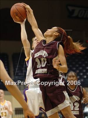 Thumbnail 2 in Santana vs. Kearny (SDS D3 Final) photogallery.