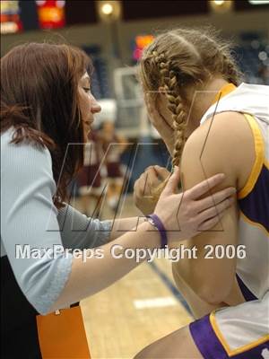 Thumbnail 3 in Santana vs. Kearny (SDS D3 Final) photogallery.