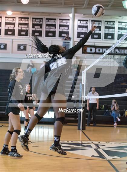 Thumbnail 2 in Ponchatoula @ St. Mary's Dominican (LHSAA Division I 1st Round) photogallery.