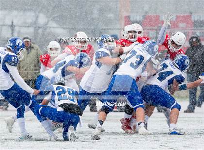 Thumbnail 1 in Darien vs. Greenwich (CIAC Class LL Final) photogallery.