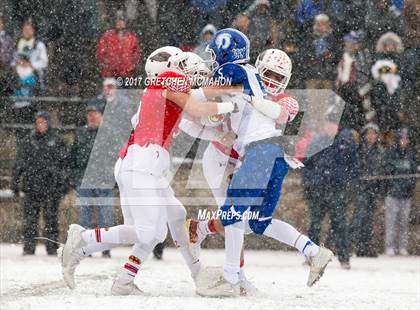 Thumbnail 3 in Darien vs. Greenwich (CIAC Class LL Final) photogallery.
