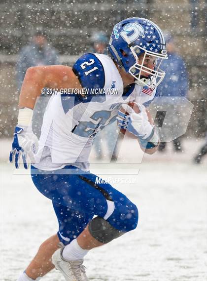 Thumbnail 3 in Darien vs. Greenwich (CIAC Class LL Final) photogallery.