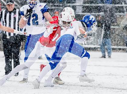 Thumbnail 2 in Darien vs. Greenwich (CIAC Class LL Final) photogallery.