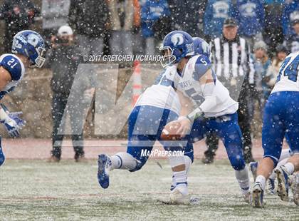 Thumbnail 1 in Darien vs. Greenwich (CIAC Class LL Final) photogallery.