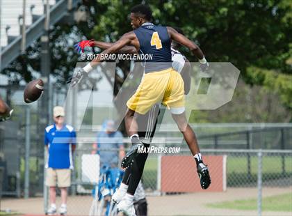 Thumbnail 1 in McKinney vs. Rowlett (7-on-7 Texas State Qualifying Tournament) photogallery.