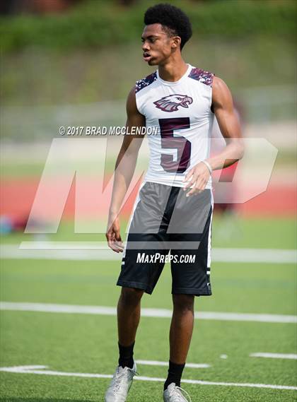 Thumbnail 1 in McKinney vs. Rowlett (7-on-7 Texas State Qualifying Tournament) photogallery.
