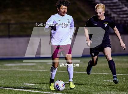Thumbnail 1 in Lincoln vs. Golden Valley (CIF SJS D3 Final) photogallery.