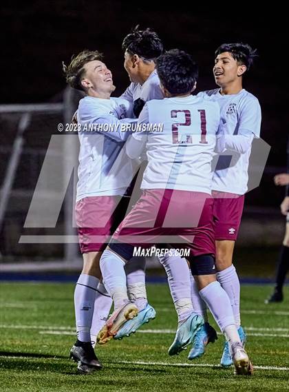 Thumbnail 1 in Lincoln vs. Golden Valley (CIF SJS D3 Final) photogallery.