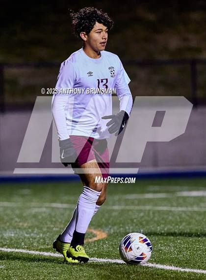 Thumbnail 3 in Lincoln vs. Golden Valley (CIF SJS D3 Final) photogallery.