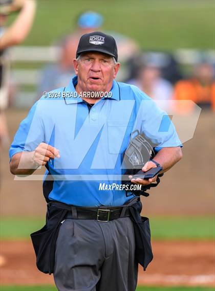 Thumbnail 3 in Oak Grove @ East Lincoln (NCHSAA 3A Round 1) photogallery.