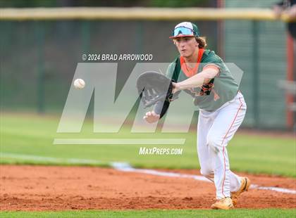 Thumbnail 3 in Oak Grove @ East Lincoln (NCHSAA 3A Round 1) photogallery.