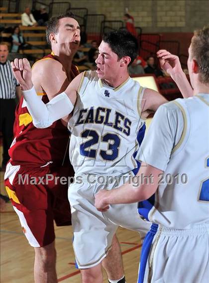 Thumbnail 3 in Santa Margarita vs. Torrey Pines (Nike Extravaganza) photogallery.