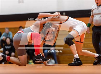 Thumbnail 2 in Rising Sun vs. Edgewood photogallery.