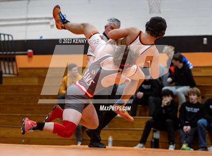 Thumbnail 2 in Rising Sun vs. Edgewood photogallery.