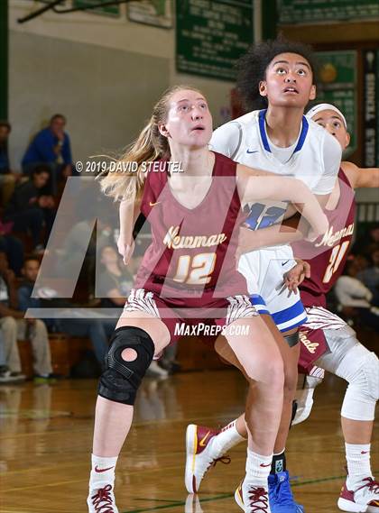 Thumbnail 2 in Cardinal Newman vs. La Jolla Country Day (St. Mary's Stockton MLK Showcase) photogallery.