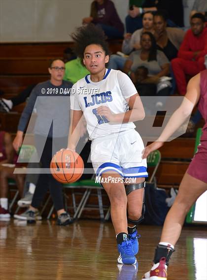 Thumbnail 2 in Cardinal Newman vs. La Jolla Country Day (St. Mary's Stockton MLK Showcase) photogallery.