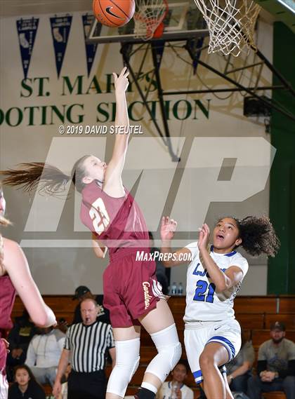 Thumbnail 2 in Cardinal Newman vs. La Jolla Country Day (St. Mary's Stockton MLK Showcase) photogallery.