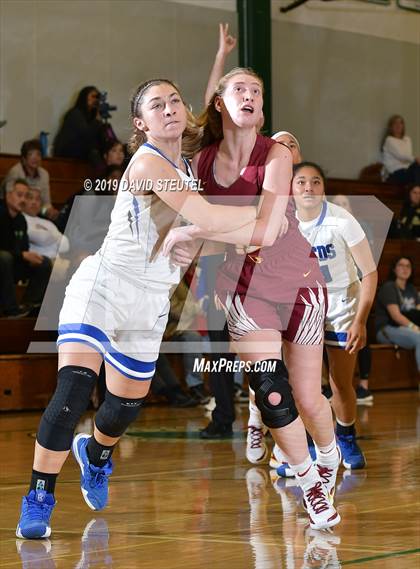 Thumbnail 3 in Cardinal Newman vs. La Jolla Country Day (St. Mary's Stockton MLK Showcase) photogallery.